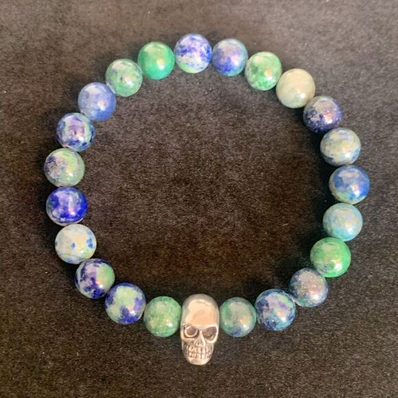 Beautiful Chrysocolla Beaded Bracelet with Silver Tone Metal Skull Bead - Picture 3 of 4